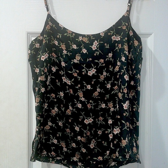 Honey Punch FLORAL SATIN CAMISOLE TOP NWOT - Picture 2 of 8